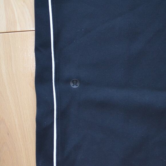 Lululemon On The Right Track Pant Black Size 10 - Picture 5 of 5